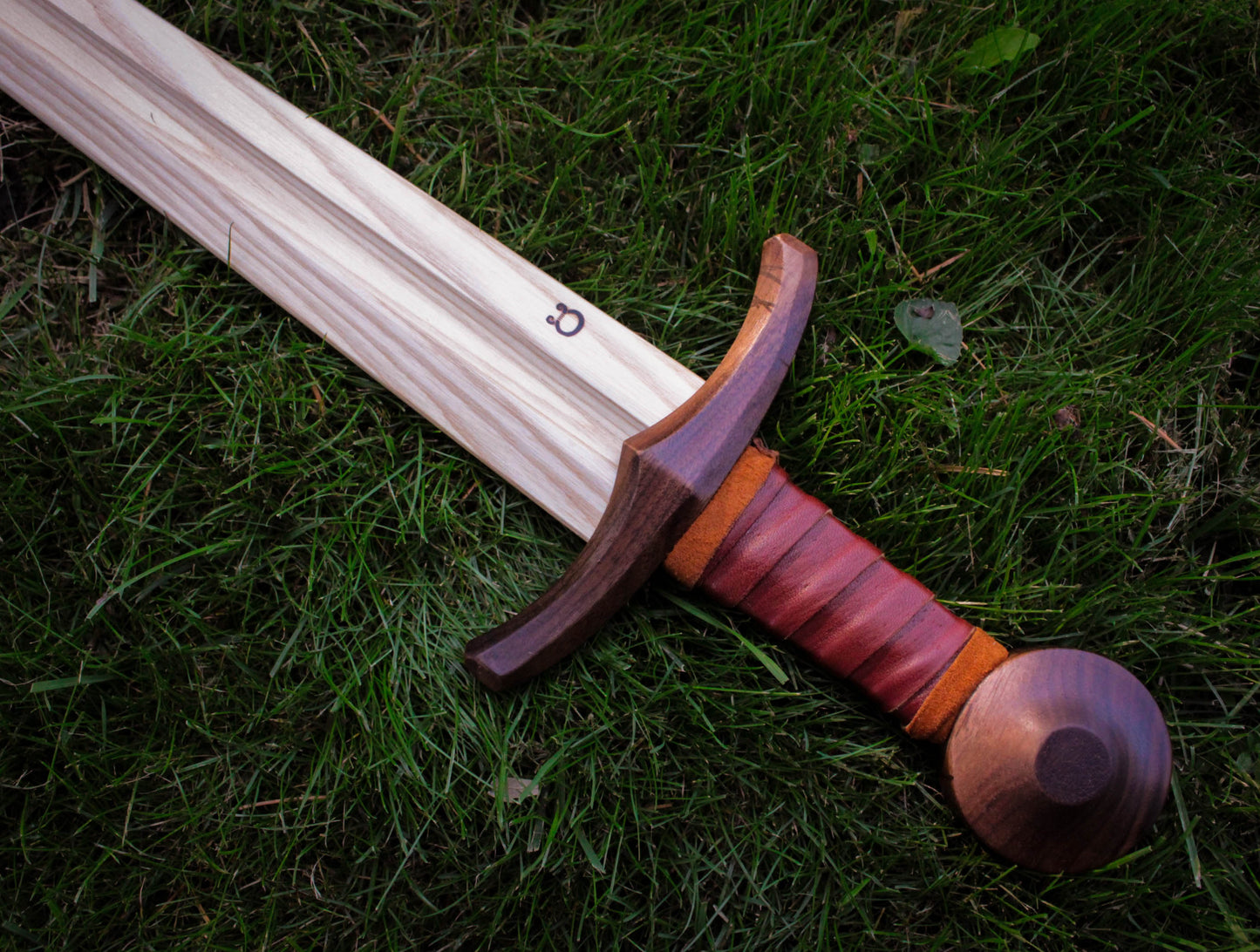 XIV || Medieval European Arming Sword