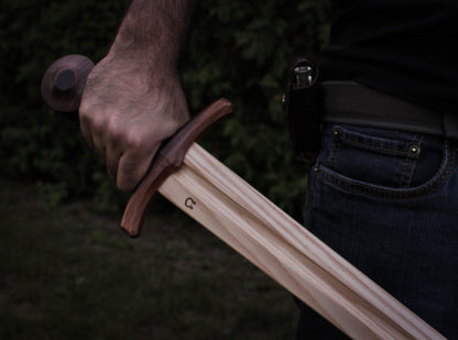 XIV || Medieval European Arming Sword