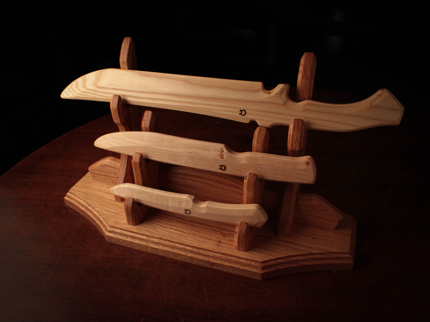 Troll Tier Sword Stand